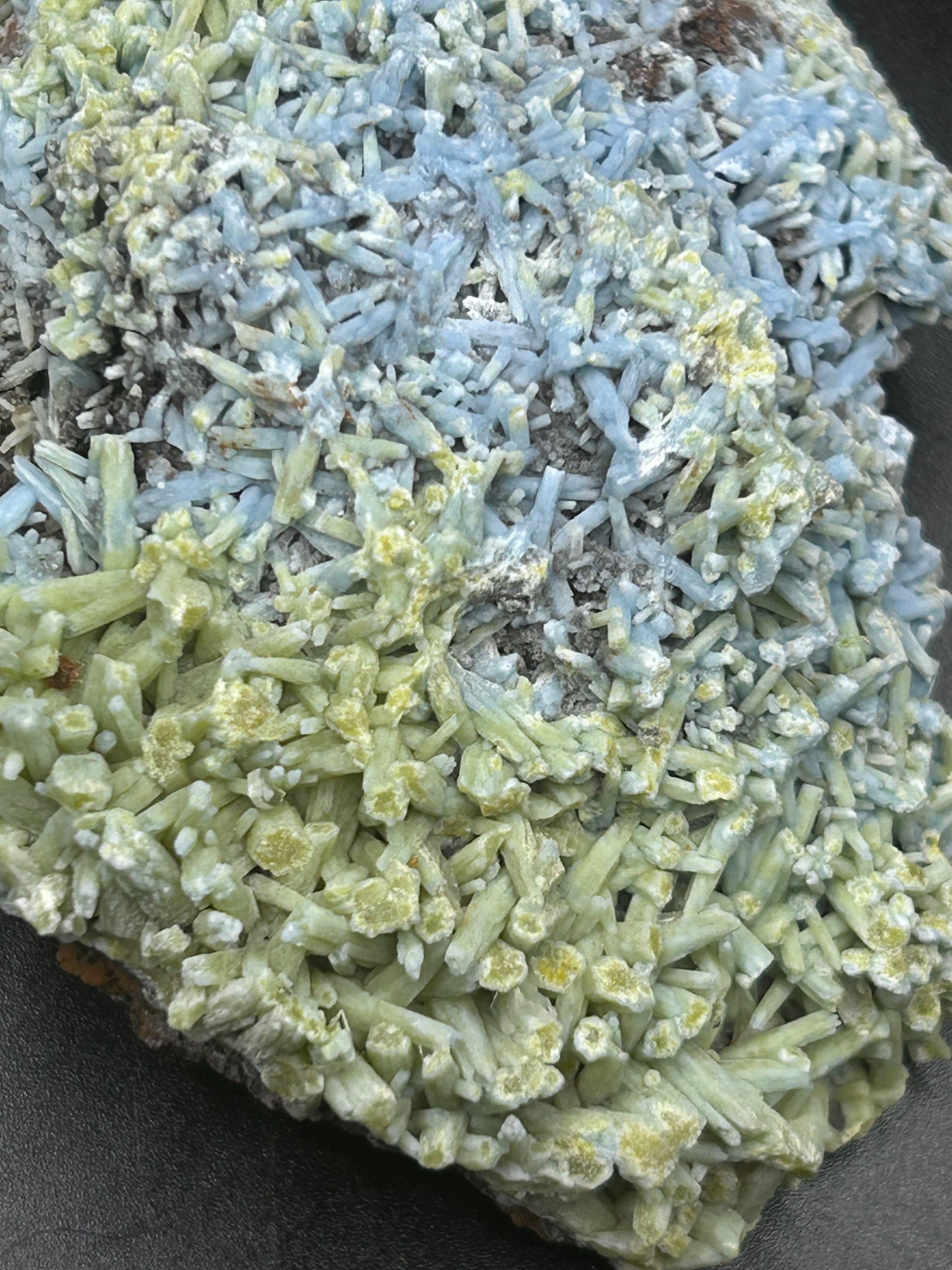 Plumbogummite - China