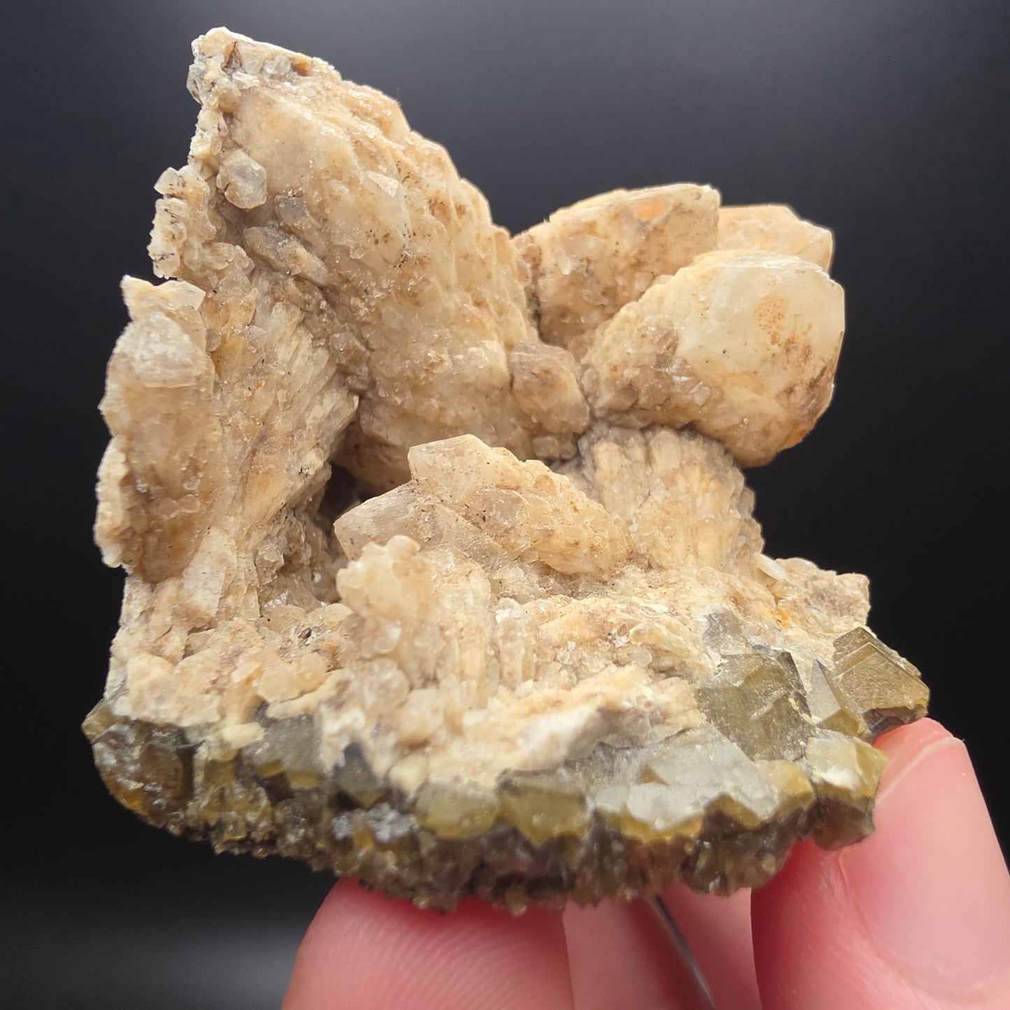 Calcite after Quartz - Dalnegorsk